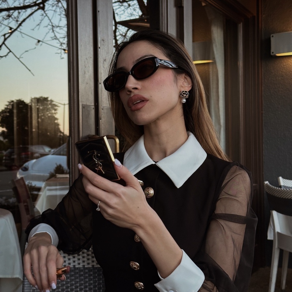 Black Sheath Dress with Bishop Sleeves and Peter Pan Collar - Picture 6 of 6